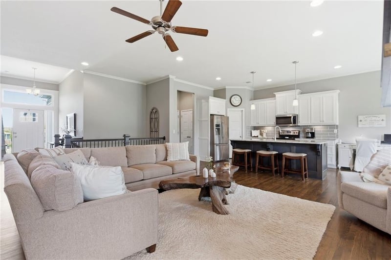 24309 91 Pl, Lenexa, KS 66227
