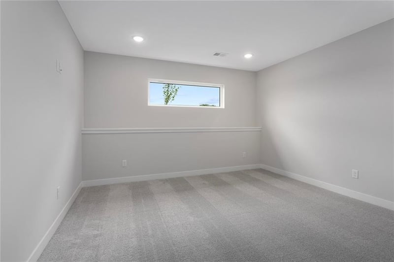 21104 6th Ter, Independence, MO 64056