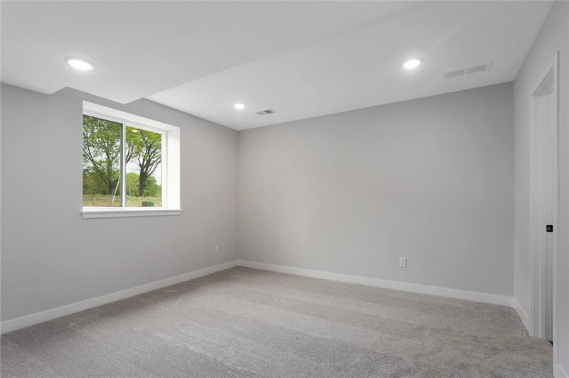 21104 6th Ter, Independence, MO 64056