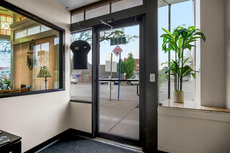 1320 Central Ave, Kansas City, KS 66102