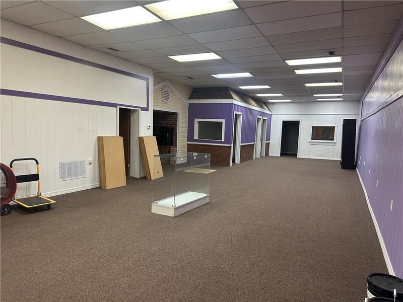 106 Main St, Independence, KS 67301