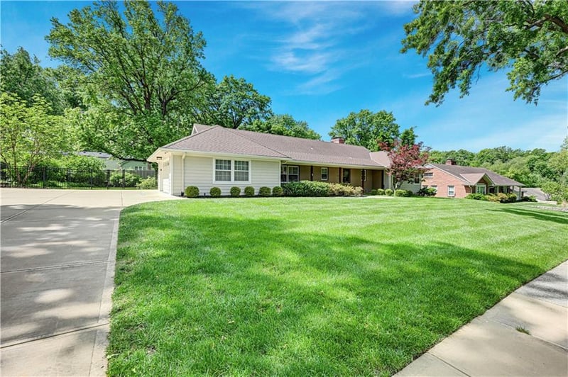 1227 66th St, Kansas City, MO 64113