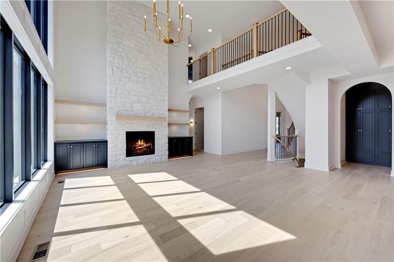 18105 Cody St, Overland Park, KS 66013
