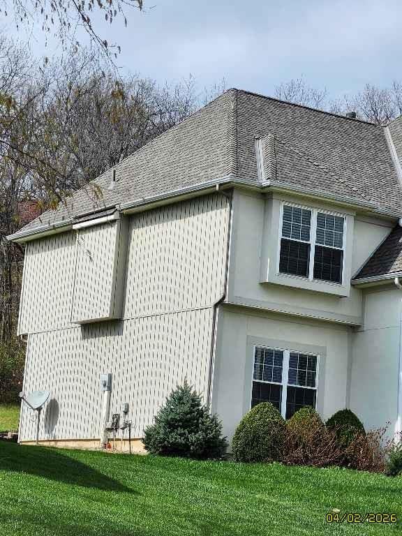 6826 Charleston Dr, Kansas City, MO 64119