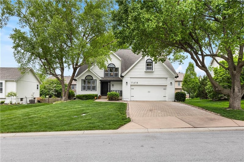 11418 King St, Overland Park, KS 66210
