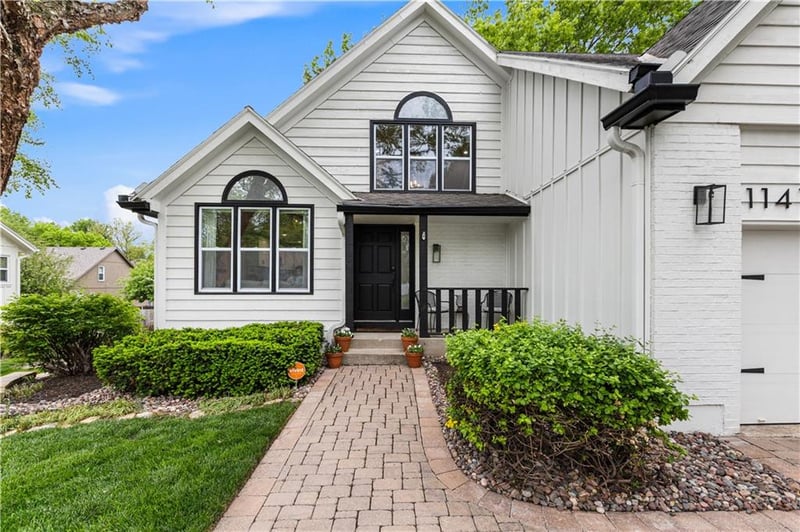 11418 King St, Overland Park, KS 66210