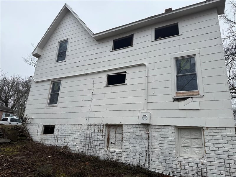 5512 Cypress Ave, Kansas City, MO 64130