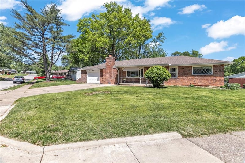 14512 37th St, Independence, MO 64055
