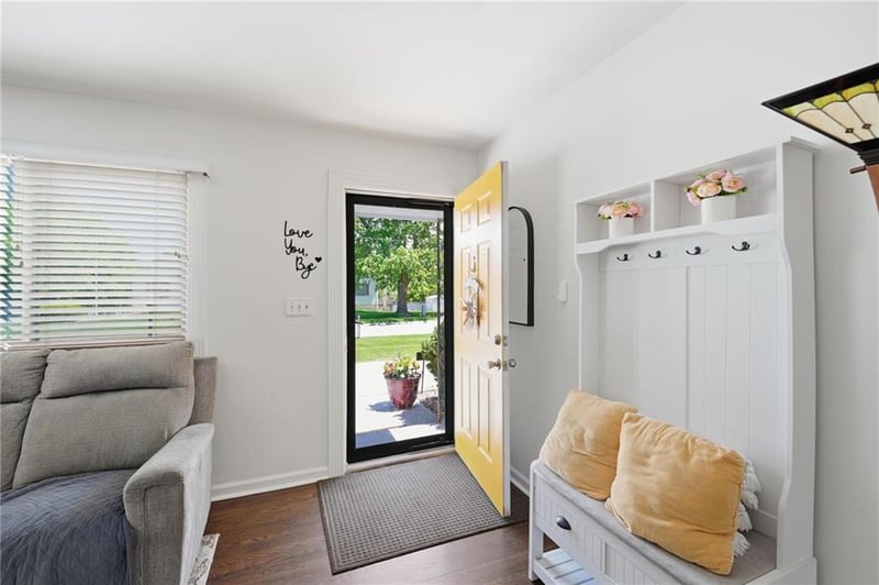 1001 Walker St, Olathe, KS 66061