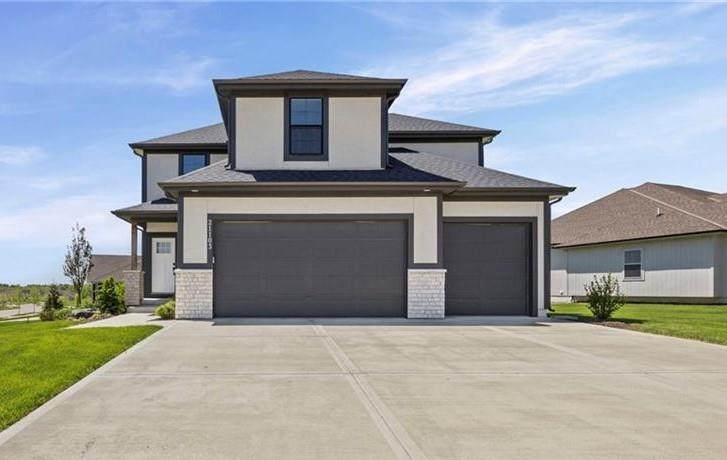 21103 186th Ter, Spring Hill, KS 66083