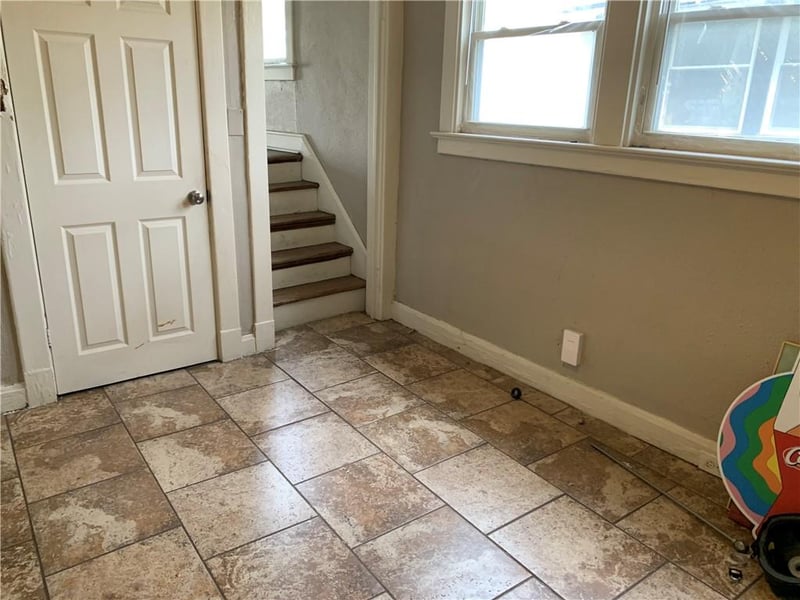3821 Virginia Ave, Kansas City, MO 64109
