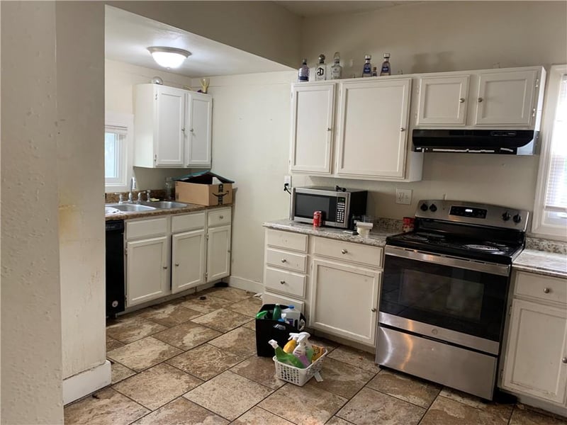 3821 Virginia Ave, Kansas City, MO 64109