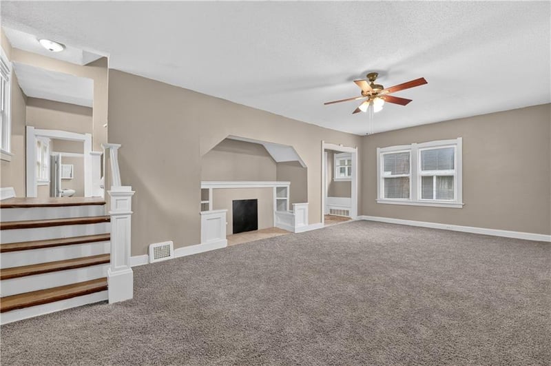 3821 Virginia Ave, Kansas City, MO 64109