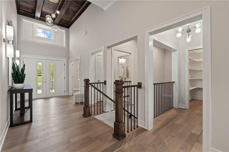 4363 Hideaway Dr, Lee's Summit, MO 64064