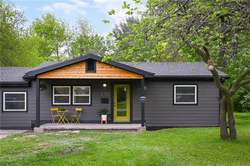 210 Myron Ave, Belton, MO 64012