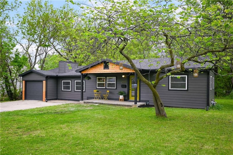 210 Myron Ave, Belton, MO 64012