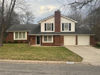 9915 Belleview Ave, Kansas City, MO 64114