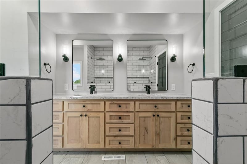 318 Heady Ave, Kansas City, MO 64163