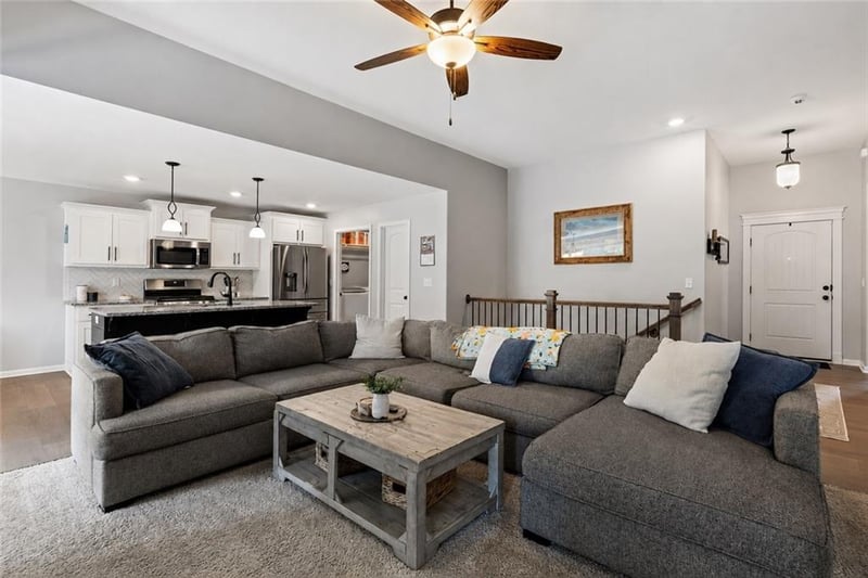 11723 Windsor Ave, Kansas City, MO 64157