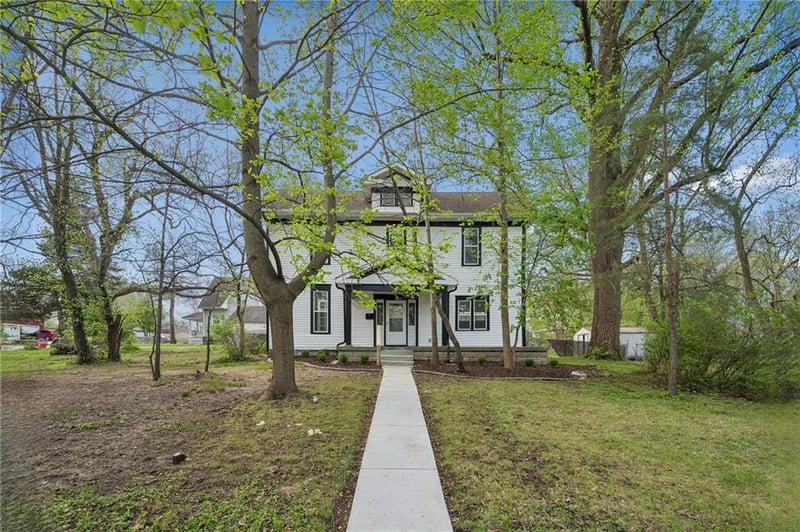 11605 E Winner Rd, Independence, MO 64052