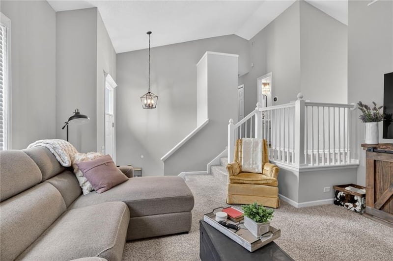 11428 Farley Ave, Kansas City, MO 64157