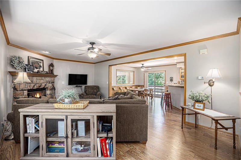 20 Timber Lake Rd, Lane, KS 66042