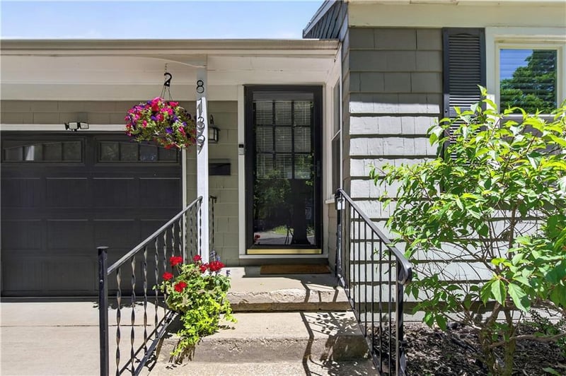 8139 Woodward St, Overland Park, KS 66204