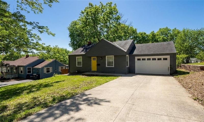 3203 56 Th St, Kansas City, MO 64119