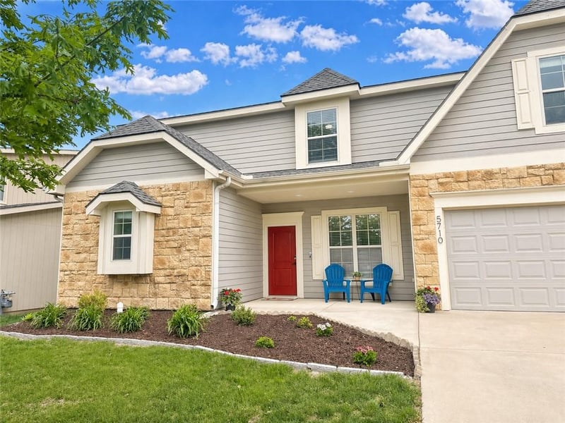 5710 Silverstone Dr, Lawrence, KS 66049