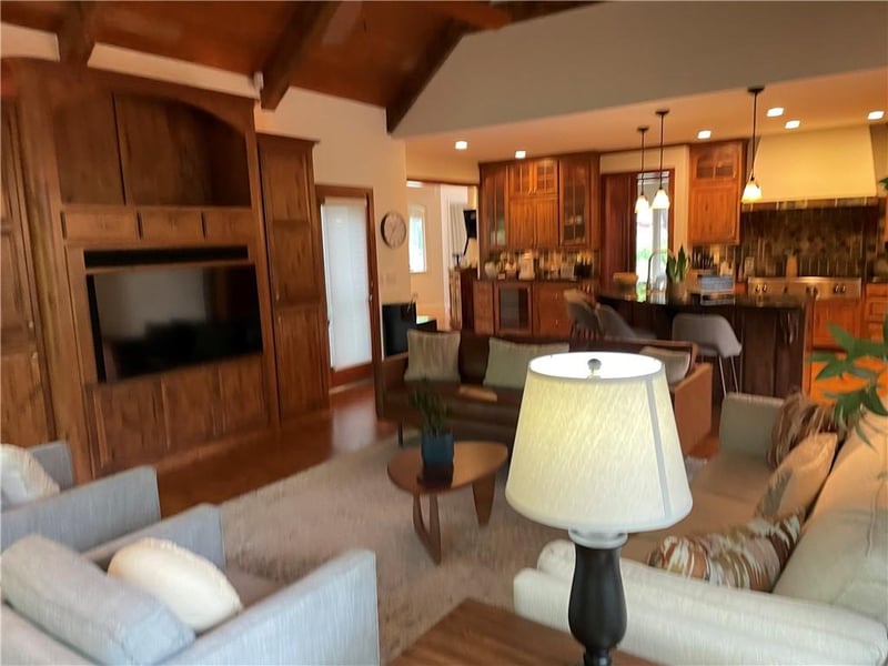 7711 Montgall Ave, Kansas City, MO 64119