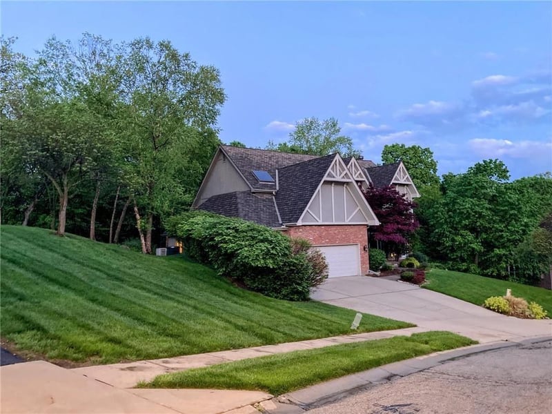 7711 Montgall Ave, Kansas City, MO 64119