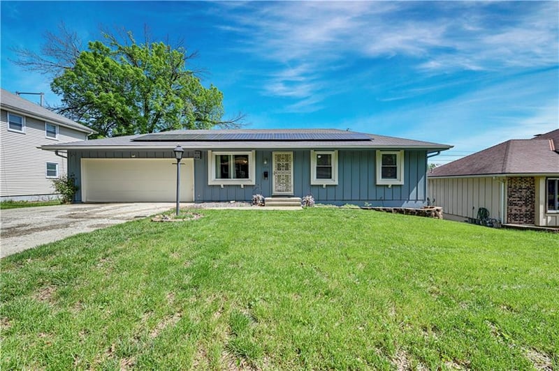 8400 103rd Ter, Kansas City, MO 64134