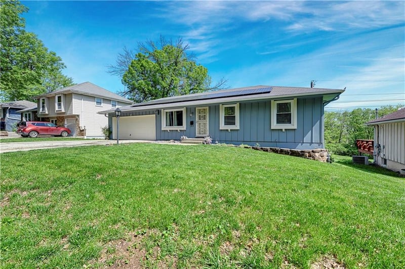 8400 103rd Ter, Kansas City, MO 64134