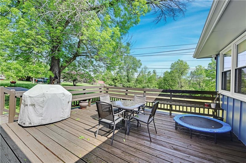 8400 103rd Ter, Kansas City, MO 64134