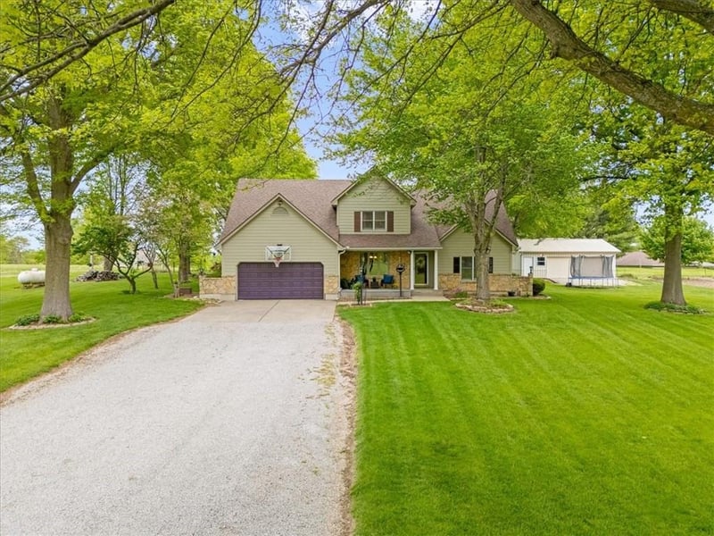 1311 Elsea Smith Rd, Independence, MO 64016