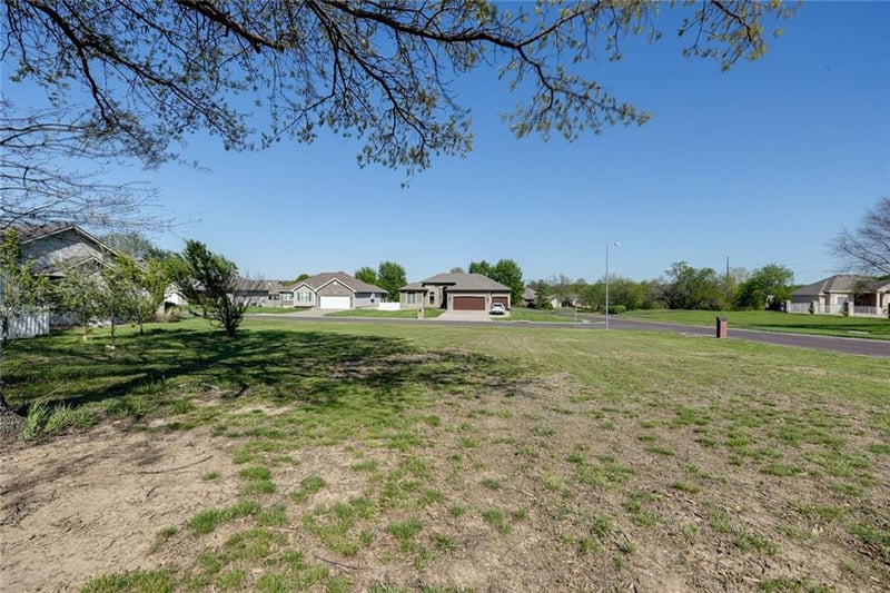 LOT 67 Moore Pl, Odessa, MO 64076