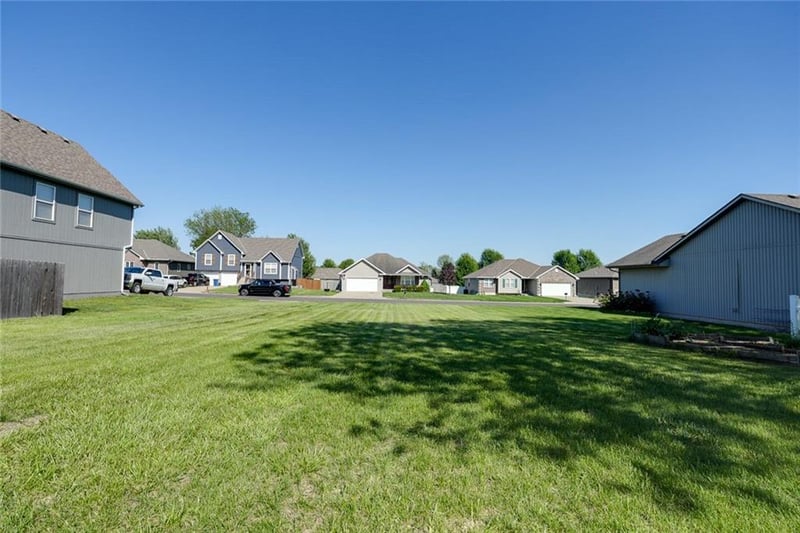 LOT 65 Moore Pl, Odessa, MO 64076
