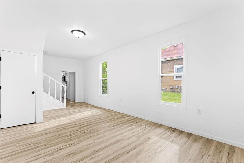 3014 Olive St, St Joseph, MO 64507