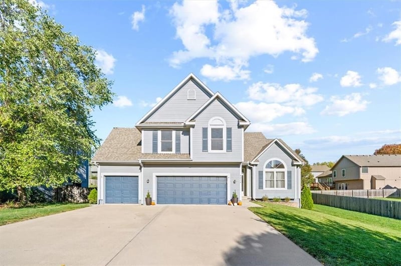 8234 97th Ter, Kansas City, MO 64157