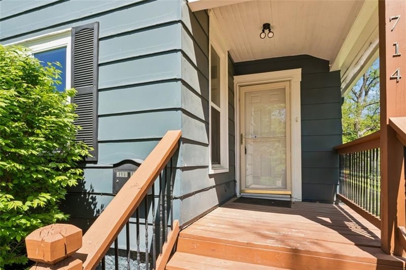 714 Prospect St, Leavenworth, KS 66048
