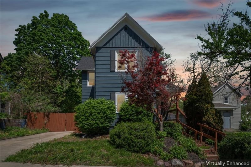714 Prospect St, Leavenworth, KS 66048