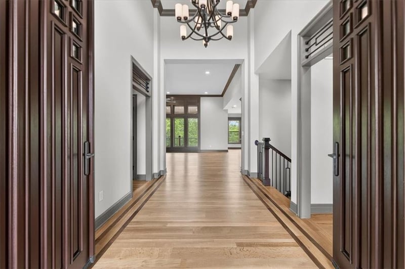 1928 NE Parks Summit Blvd, Lee's Summit, MO 64064