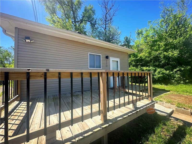 210 Cherry St, St Joseph, MO 64505