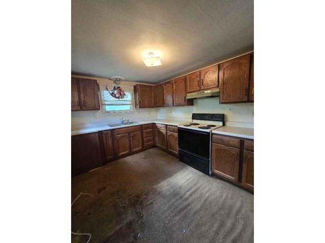 11405 83rd St, Raytown, MO 64138