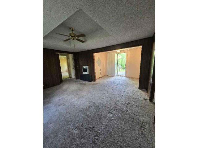 11405 83rd St, Raytown, MO 64138