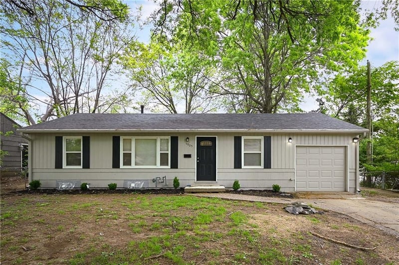 5905 99th Ter, Kansas City, MO 64134