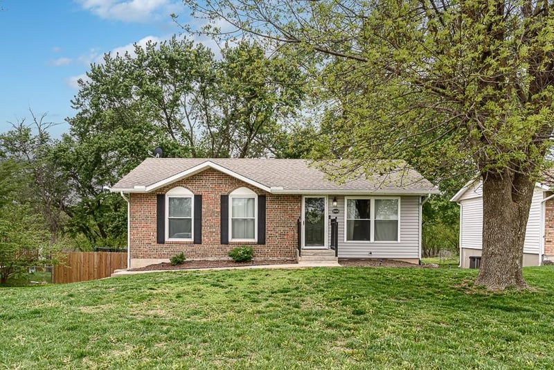 2800 Hutton Rd, Kansas City, KS 66109