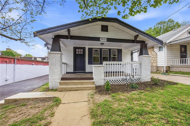 2024 32nd St, Kansas City, KS 66104