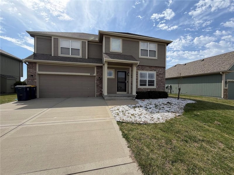 8627 101st St, Kansas City, MO 64157