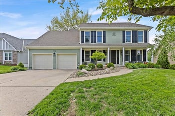 7912 N Olive St, Kansas City, MO 64118